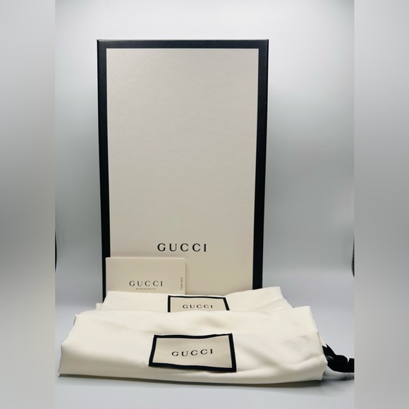 Gucci Mary Jane pumps like new - Picture 14 of 14